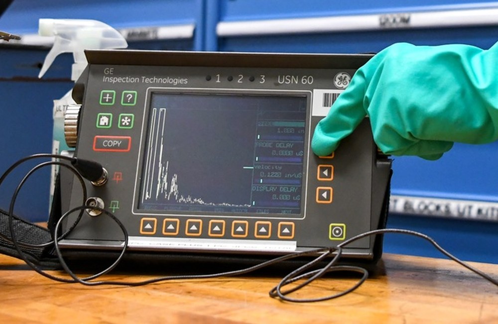 Ultrasonic flaw detector